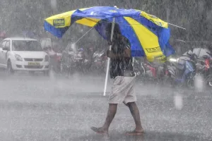 ১২৬ মিলিমিটার বৃষ্টিপাতের রেকর্ড, চলবে টানা ৫ দিন