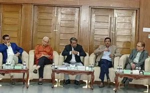 জুলাই সনদ বাস্তবায়ন নিয়ে ঐক্যমত্য কমিশনের বৈঠক