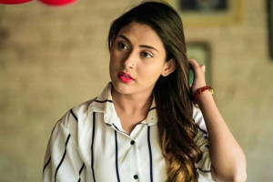 মেহজাবীনের প্রথম সিনেমা সাবা: গল্পের গভীরতায় পর্দার জাদু