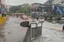রাতভর বৃষ্টিতে জলাবদ্ধ ঢাকা, ভোগান্তিতে নগরবাসী