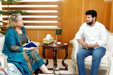 সরকার গণমাধ্যমের ওপর কোনো হস্তক্ষেপ করছে না: তথ্য উপদেষ্টা