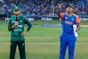 টস জিতে পাকিস্তানকে ব্যাটিংয়ে পাঠাল ভারত