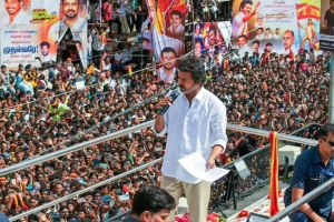 বিজয়ের জনসভায় পদদলনে প্রাণহানি, তদন্তে কমিশন গঠন