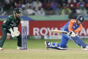 শেষ ওভারের নাটক, পাকিস্তানকে কাঁদিয়ে চ্যাম্পিয়ন ভারত