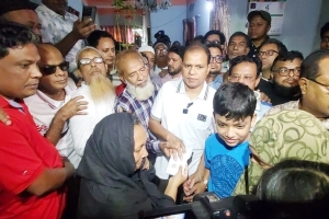 নি'হত যুবদল নেতার পরিবারের পাশে দাঁড়ালেন তারেক রহমান