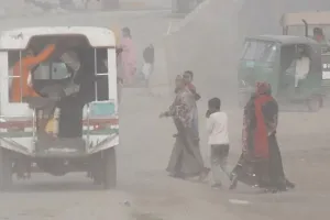 বায়ুদূষণে শীর্ষে কায়রো, ঢাকার অবস্থান কত?