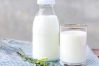 ত্বকের যত্নে কাঁচা দুধ