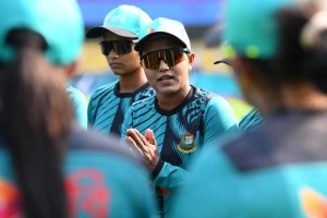 






বাংলাদেশকে টস হেরে বোলিংয়ের ঝুঁকি নিতে হলো




 
 



 