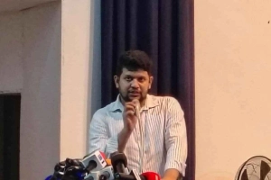 সমালোচনার মাঝেও নতুন টিভি লাইসেন্স অনুমোদন করবে সরকার