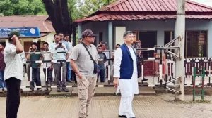 'এই পথেই আমাকে চোখ বেঁধে ভারতে নিয়ে যাওয়া হয়েছিল'