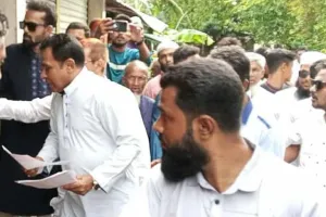 নেত্রকোনার ঘরে ঘরে পৌঁছাচ্ছে তারেক রহমানের বার্তা