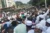 ব্যারিকেড ভেঙে শাহবাগে এমপিওভুক্ত শিক্ষকরা