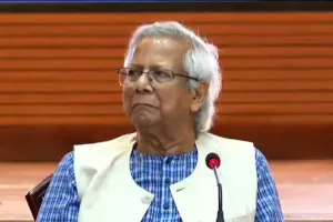 রাজনৈতিক দলগুলোর সঙ্গে বৈঠকে বসেছেন প্রধান উপদেষ্টা