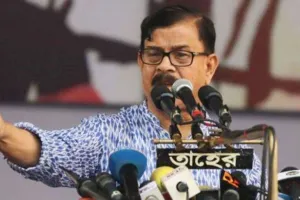 ঢাকা কলেজ ভাঙা মানে ইতিহাস মুছে ফেলা: মান্না