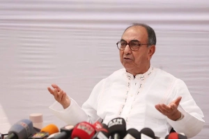 জুলাই সনদ নিয়ে কিছু দল ডিস্টার্ব করছে, নজর রাখছি: মির্জা আব্বাস