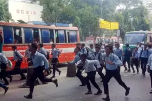 সায়েন্সল্যাবে ঢাকা কলেজ-আইডিয়াল কলেজ শিক্ষার্থীদের সংঘর্ষ