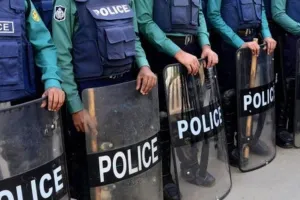সারাদেশে পুলিশকে সর্বোচ্চ সতর্ক থাকার নির্দেশ