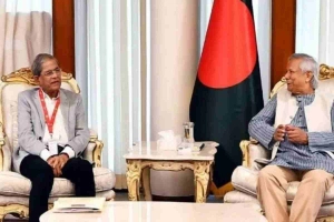 রাজনৈতিক সমন্বয়ের পথে, সন্ধ্যায় মুখোমুখি বিএনপি ও প্রধান উপদেষ্টা