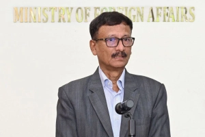 ‘পাকিস্তানের সঙ্গে অর্থনৈতিক সহযোগিতা বাড়াতে চায় সরকার’