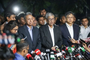 অন্তর্বর্তী সরকারকে তত্ত্বাবধায়কের ভূমিকায় যেতে হবে: ফখরুল