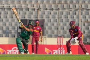 বাংলাদেশ বনাম ওয়েস্ট ইন্ডিজ: সুপার ওভারে শাসরুদ্ধ ম্যাচ শেষ হলো, জানুন ফলাফল