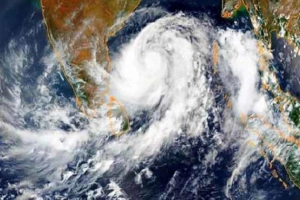 বঙ্গোপসাগরে ঘূর্ণিঝড়ের আভাস