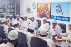 গণভোট-গণহত্যার বিচারের ব্যবস্থা নিশ্চিত করতে হবে: রেজাউল করীম