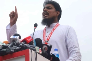 আ.লীগের ফ্যাসিবাদী হয়ে ওঠার মূল দায় জাতীয় পার্টির: আখতার