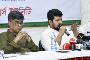 নতুন গণমাধ্যম হোক তা পুরোনো লোকরা চান না: তথ্য উপদেষ্টা