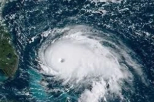 ধেয়ে আসছে ঘূর্ণিঝড় ‘মোন্থা’, উপকূলীয় এলাকায় হুঁশিয়ারি