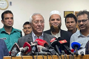 অবশেষে ভোটকেন্দ্রের চূড়ান্ত তালিকা প্রকাশ