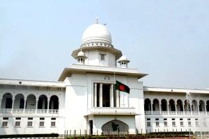 তিন বিচারপতিকে শোকজ করা হয়নি, জানালো সুপ্রিম কোর্ট