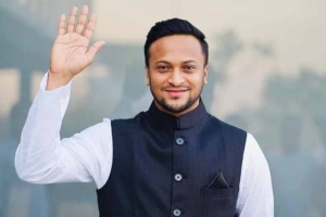 সাকিবকে ঘিরে বিতর্ক ও প্রশংসা”এমন ক্রিকেটার ইতিহাসে বিরল”