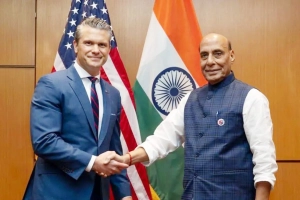 ১০ বছরের প্রতিরক্ষা চুক্তি স্বাক্ষর করলো যুক্তরাষ্ট্র-ভারত