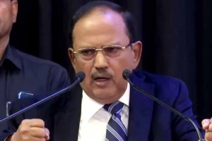 দুর্বল শাসন কাঠামোই বাংলাদেশে সরকারের পতনের কারণ: অজিত দোভাল