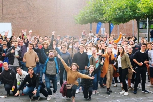 বিশ্বের শীর্ষ ১০ ফুল-ফ্রি স্কলারশিপ