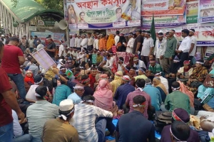 জাতীয়করণসহ বিভিন্ন দাবিতে ২২ দিনে গড়াল শিক্ষকদের আন্দোলন