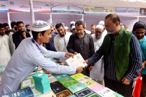 ঢাকা বিশ্ববিদ্যালয়ে শীতকালীন বইমেলা শুরু