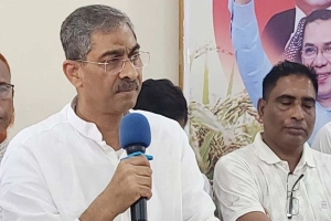 যার যার আদর্শকে ধারণ করে কথা বলা উচিত: এ্যানি