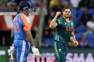 ভারত বনাম অস্ট্রেলিয়া: খেলাটি মোবাইলে সরাসরি দেখুন(LIVE)