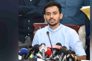 ঢাকা থেকে প্রতিদ্বন্দ্বিতা করবো, এটা নিশ্চিত: আসিফ মাহমুদ