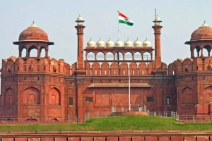 লাল কেল্লায় গাড়ি বিস্ফোরণ, দিল্লিতে সতর্কতা জারি