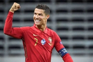 ফুটবল বিশ্বকাপ ২০২৬: নতুন যে ঘোষণা দিলেন রোনালদো