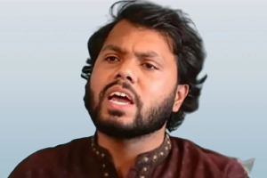 ৩০টির বেশি নম্বর থেকে কল, প্রাণনা’শের হু’মকির অভিযোগ হাদির