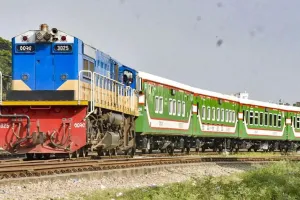 মাসে ৬০০ টাকায় যত খুশি ট্রেনে যাতায়াত, রেলওয়ের নতুন উদ্যোগ