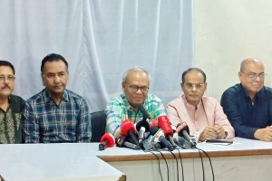 ব্যাংক লুটের টাকায় রাজধানীতে সন্ত্রাস :রিজভী