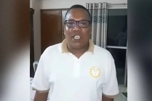 হাসিনার পক্ষে সোশ্যাল মিডিয়াতে পোস্ট, ঢাবি কর্মকর্তা আটক