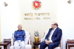 বাংলাদেশ ও পাকিস্তানের সম্পর্ক আত্মিক ও ঐতিহাসিক: স্বরাষ্ট্র উপদেষ্টা