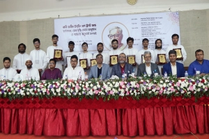 ঢাবি জসীম উদদীন হলের ১জন শিক্ষার্থীর স্বর্ণপদক এবং ৯ জনের মেধাবৃত্তি লাভ