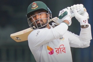 মুশফিকের শততম টেস্টে লিটনের সেঞ্চুরি